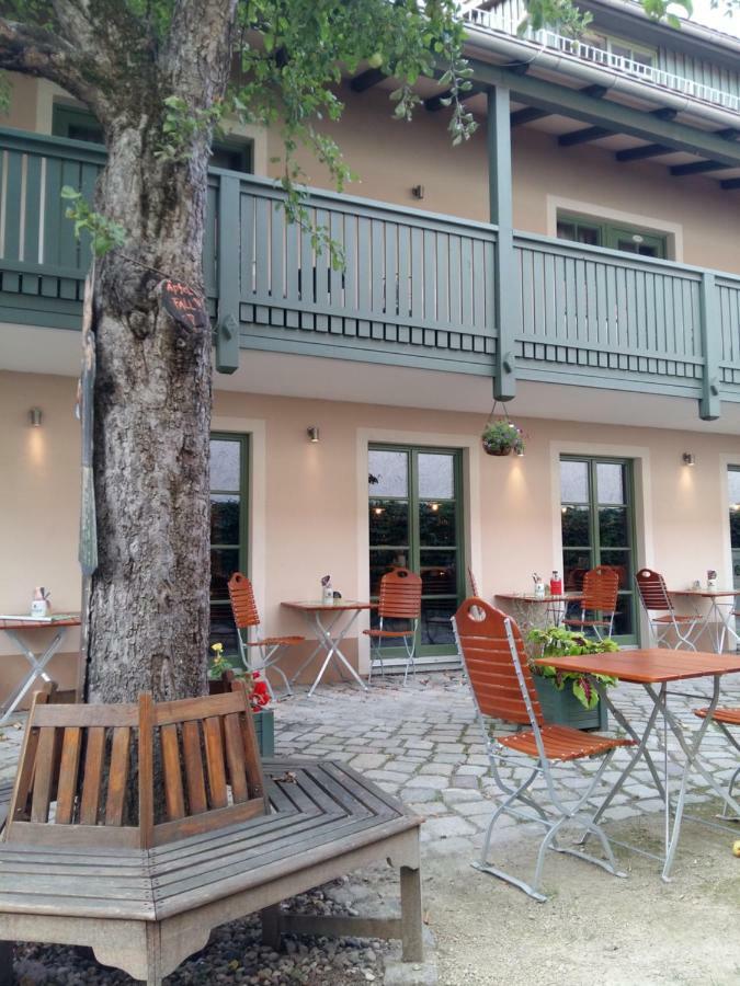 Wirtshaus Sonnenhof Hotel Radebeul Buitenkant foto